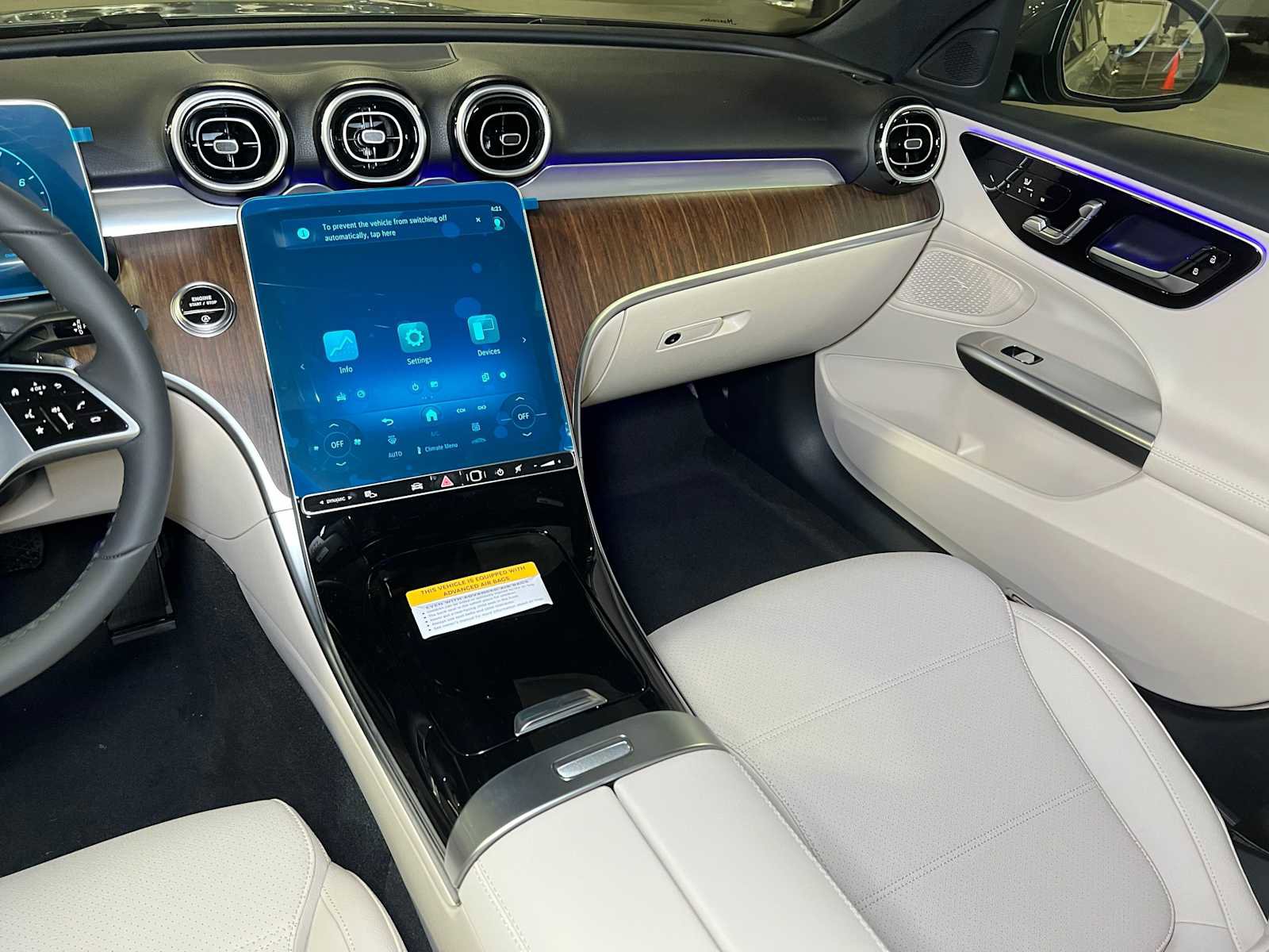 Used 2025 Mercedes-Benz C 300 4MATIC Sedan image 30