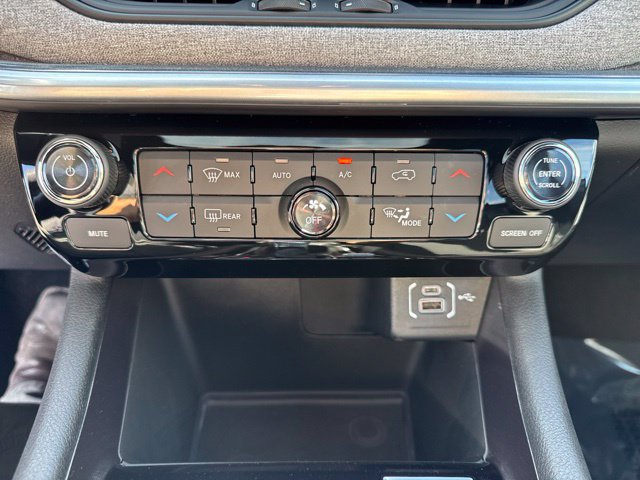 New 2026 Jeep Compass Latitude AWD/4WD image 16