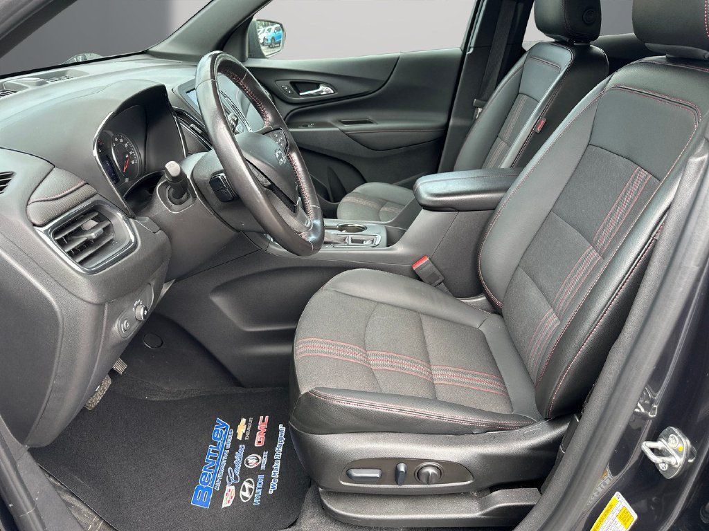 Used 2022 Chevrolet Equinox RS FWD image 12