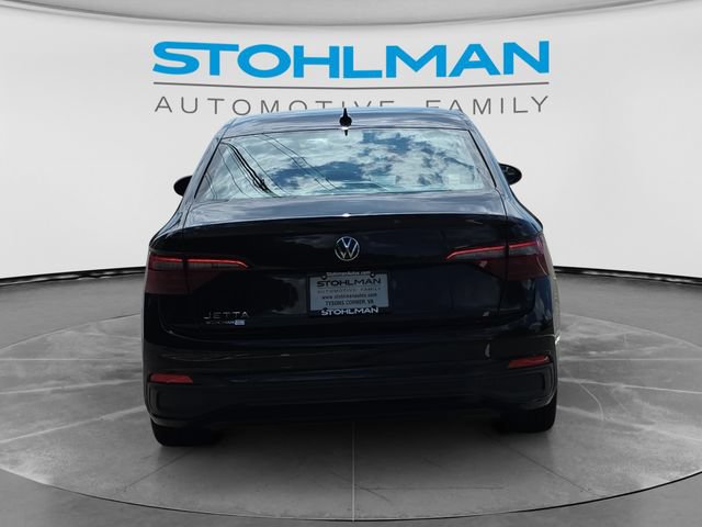 Certified 2023 Volkswagen Jetta Sport FWD image 6