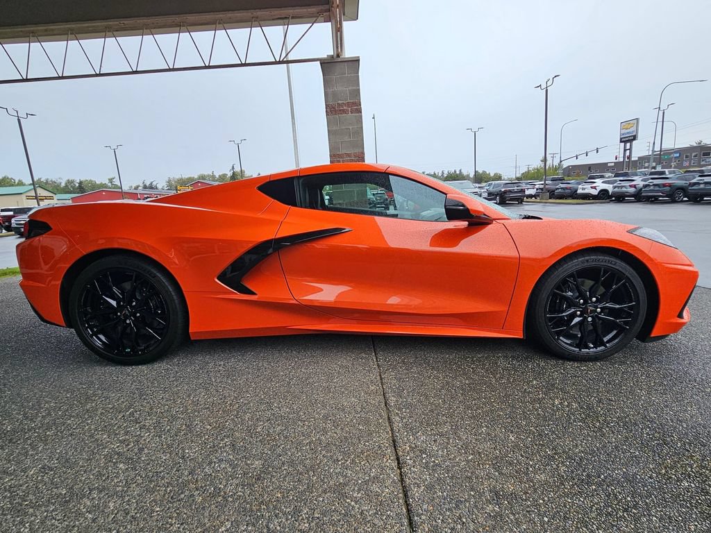Used 2026 Chevrolet Corvette Stingray Coupe w/ 1LT RWD image 2