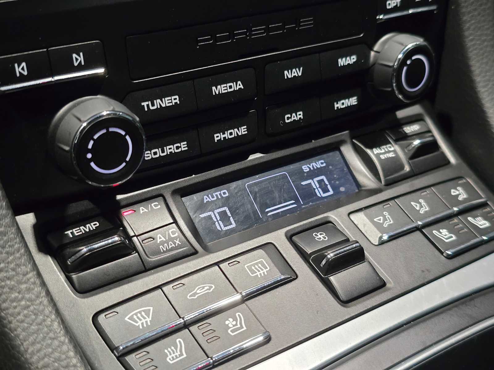 Used 2024 Porsche 718 Boxster S RWD image 31