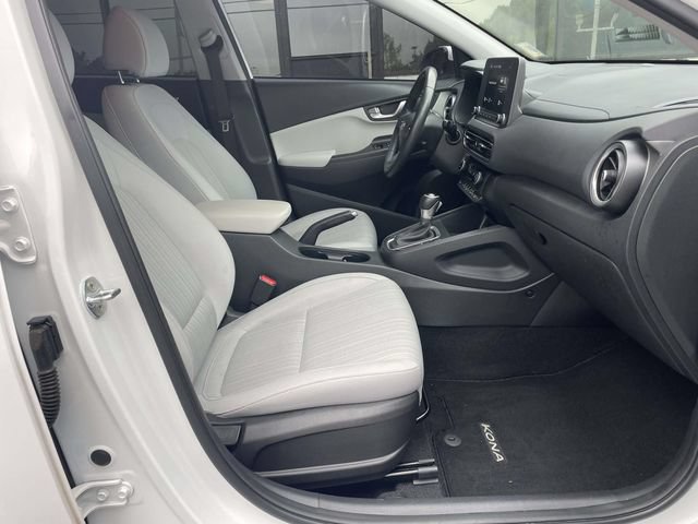 Used 2022 Hyundai Kona SEL w/ Convenience Package FWD image 8