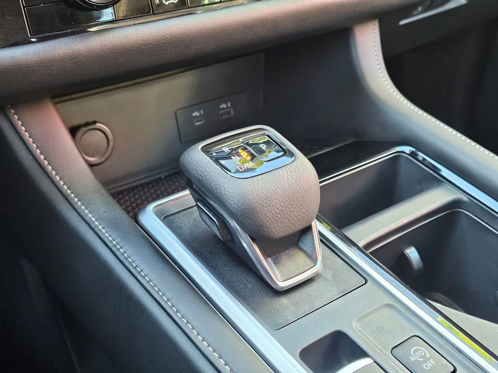 Certified 2024 Nissan Pathfinder SV w/ SV Premium Package image 26