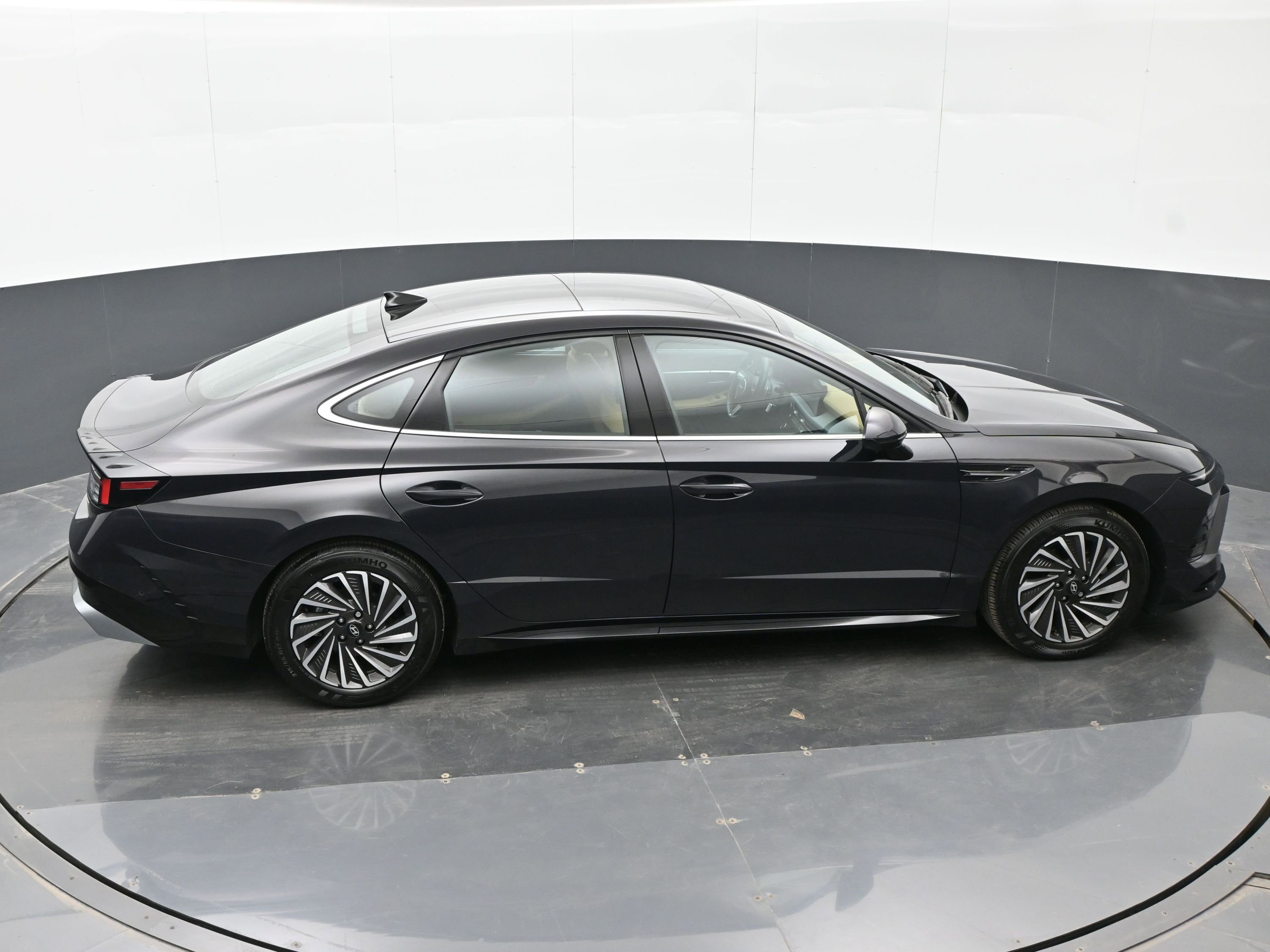 Certified 2025 Hyundai Sonata Limited image 37