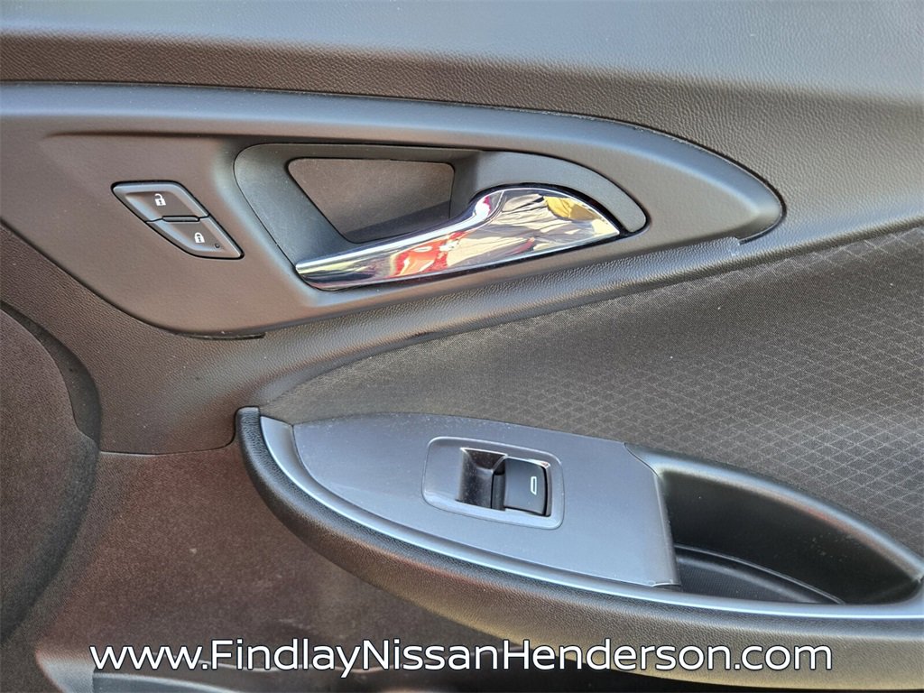 Used 2022 Chevrolet Malibu RS image 18