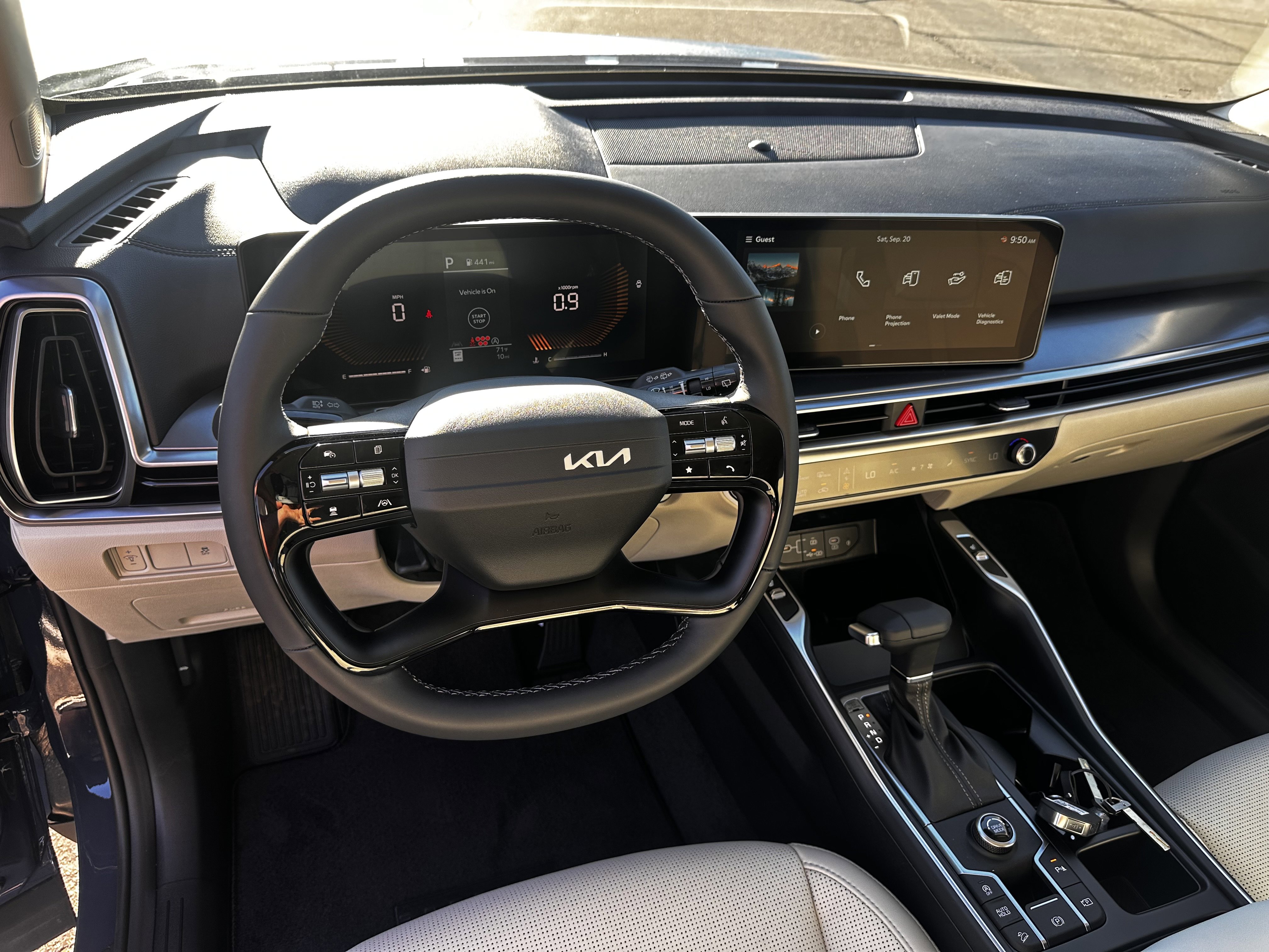 New 2026 Kia Sorento S image 2