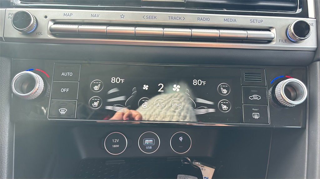 New 2026 Genesis G70 2.5T Prestige image 31