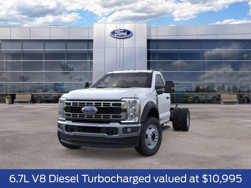 New 2026 Ford F550 4x4 Regular Cab Super Duty w/ XL Chrome Package image 2