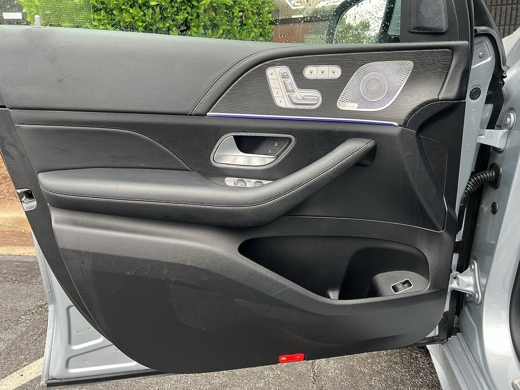 Used 2024 Mercedes-Benz GLE 450 4MATIC image 25