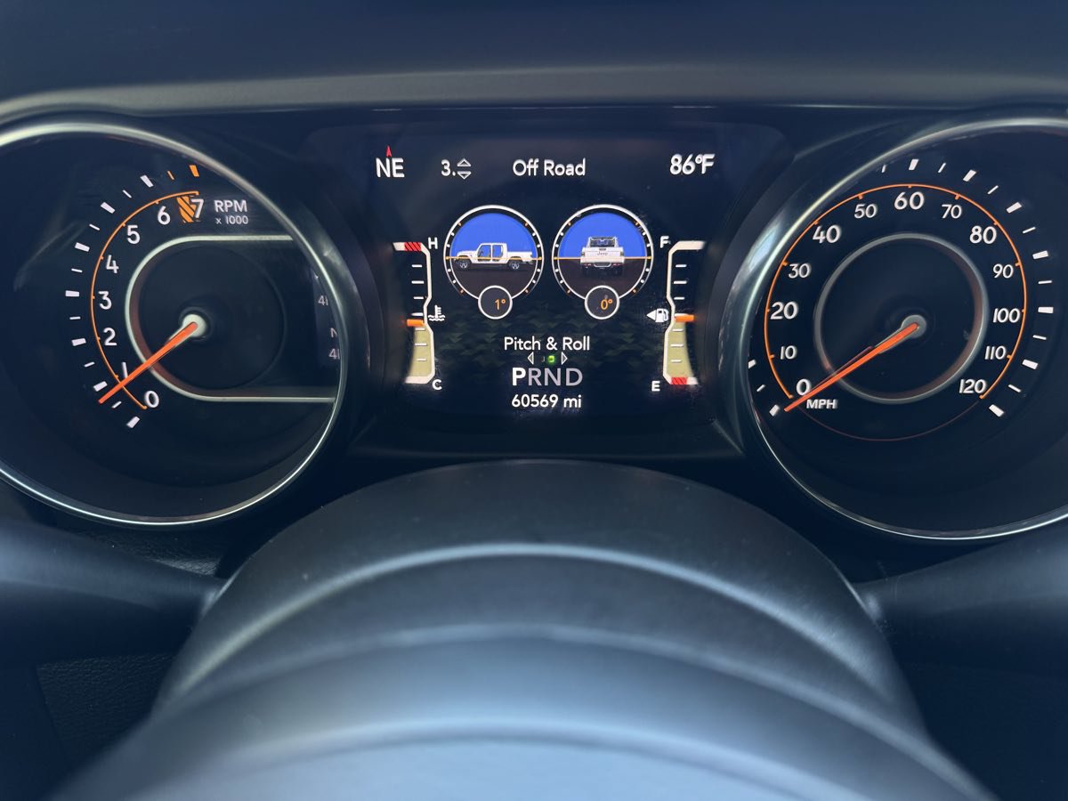 Used 2022 Jeep Gladiator Sport AWD/4WD image 30