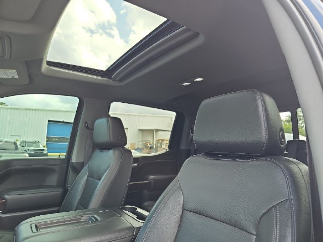 Used 2020 GMC Sierra 1500 SLT w/ SLT Premium Plus Package AWD/4WD image 17