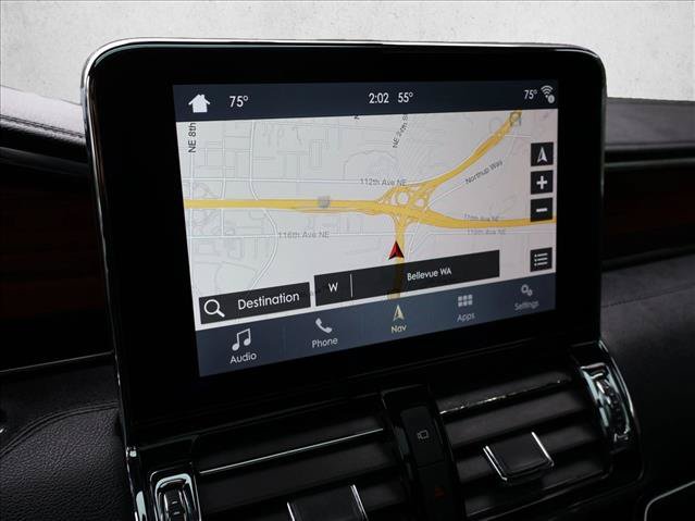 Used 2018 Lincoln Navigator Select w/ Technology Package AWD/4WD image 16