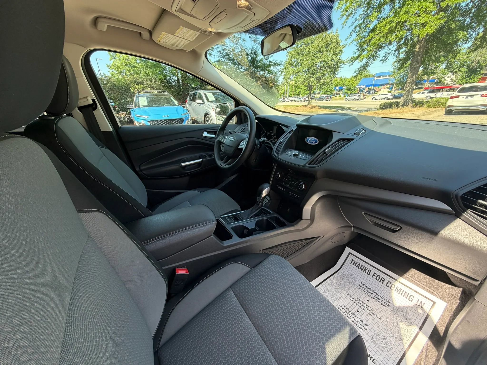 Used 2019 Ford Escape SE FWD image 9