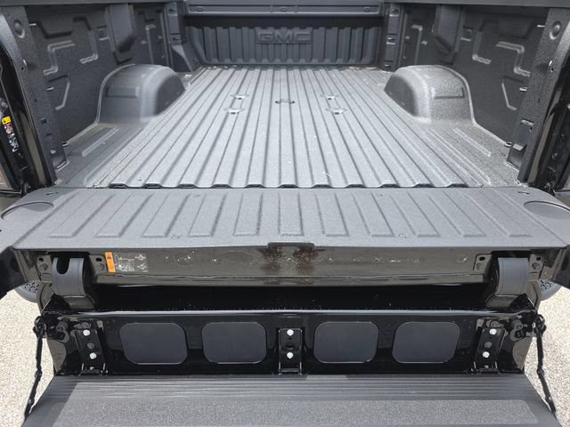 New 2026 GMC Sierra 3500 AT4 w/ AT4 Premium Plus Package AWD/4WD image 22