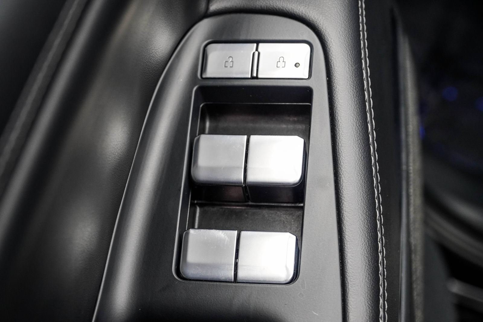 Used 2025 Lincoln Navigator Reserve AWD/4WD image 39