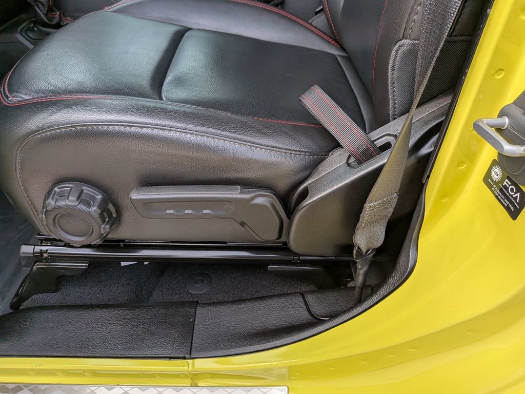 Used 2023 Jeep Gladiator Rubicon w/ LED Lighting Group image 11