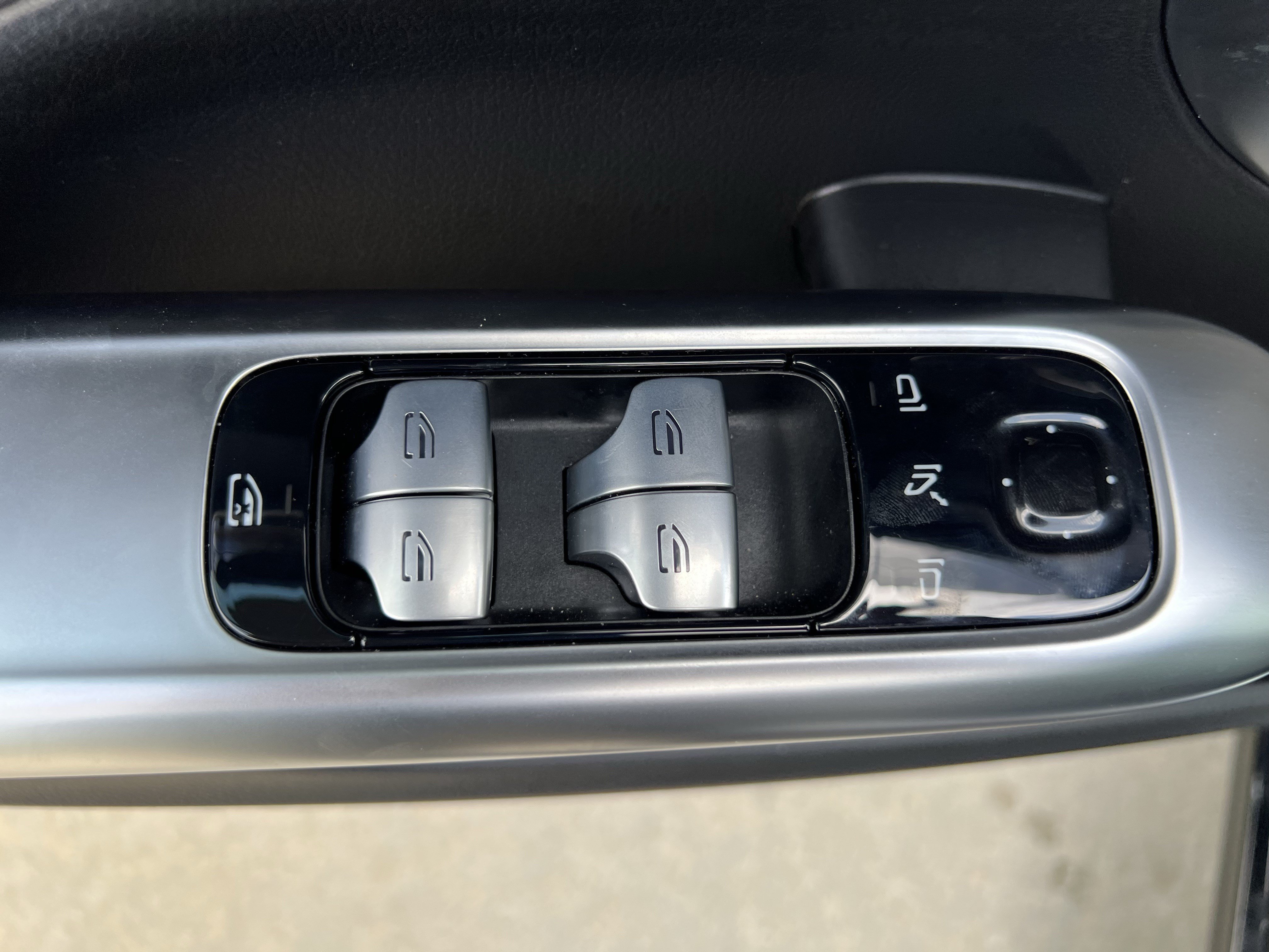 Certified 2025 Mercedes-Benz C 300 Sedan image 15