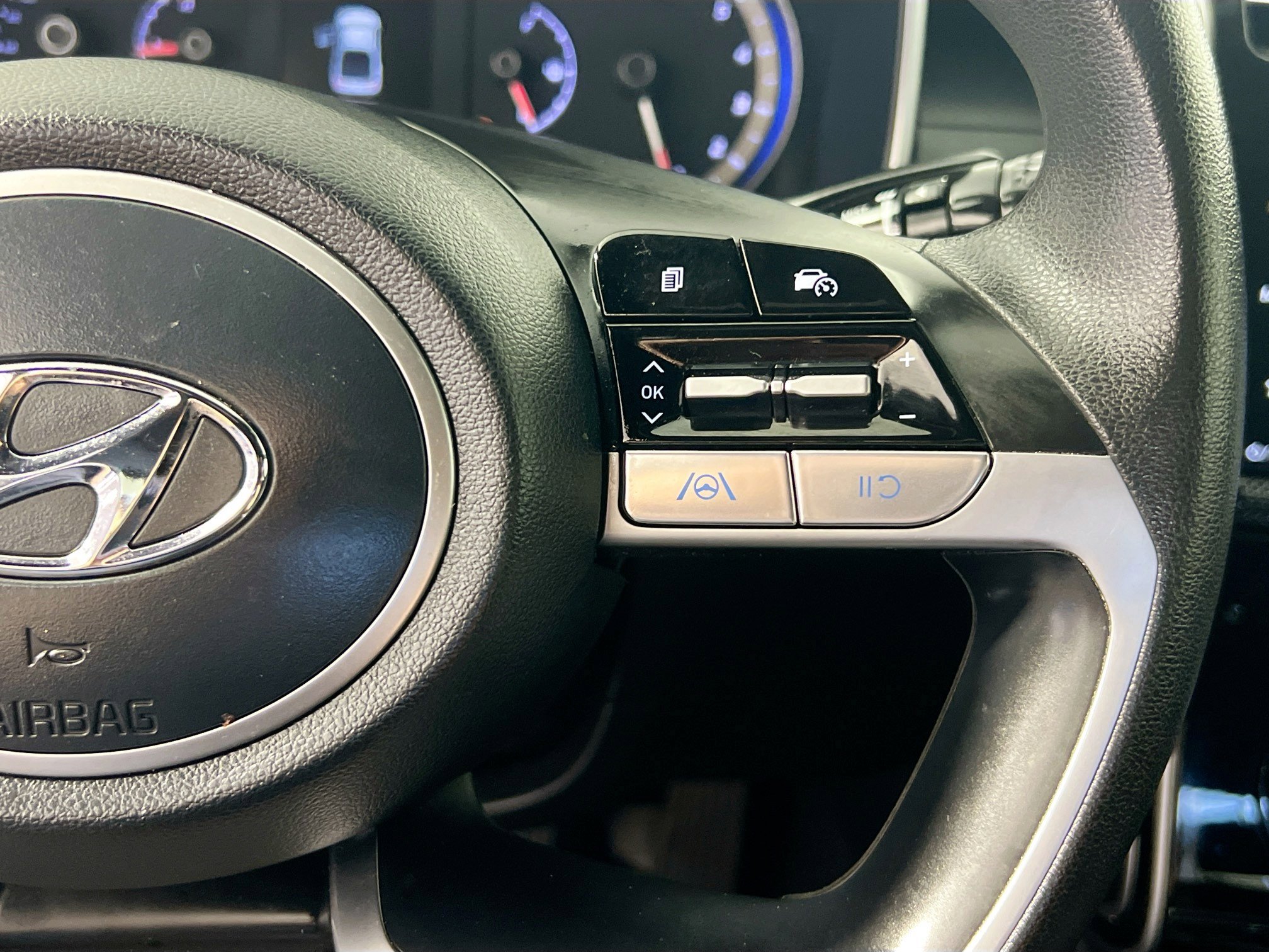 Used 2023 Hyundai Santa Cruz SEL image 19