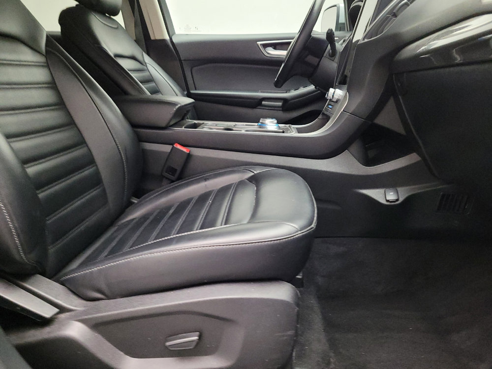 Used 2023 Ford Edge SEL image 21