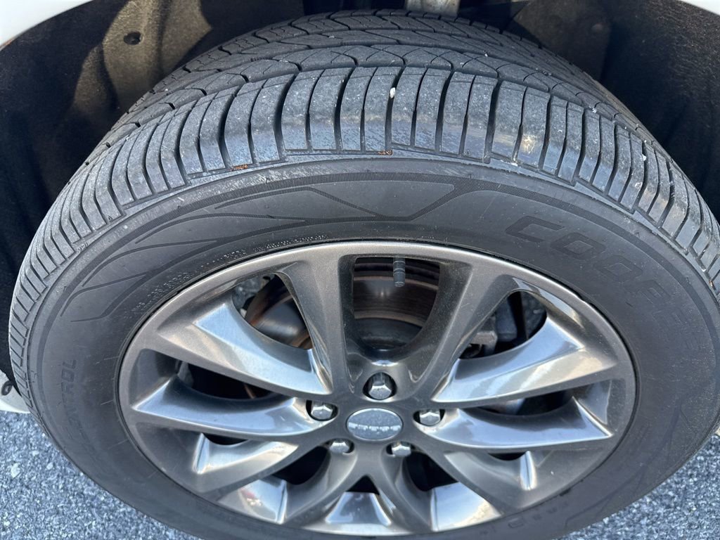 Used 2018 Dodge Durango GT w/ Premium Group AWD/4WD image 2