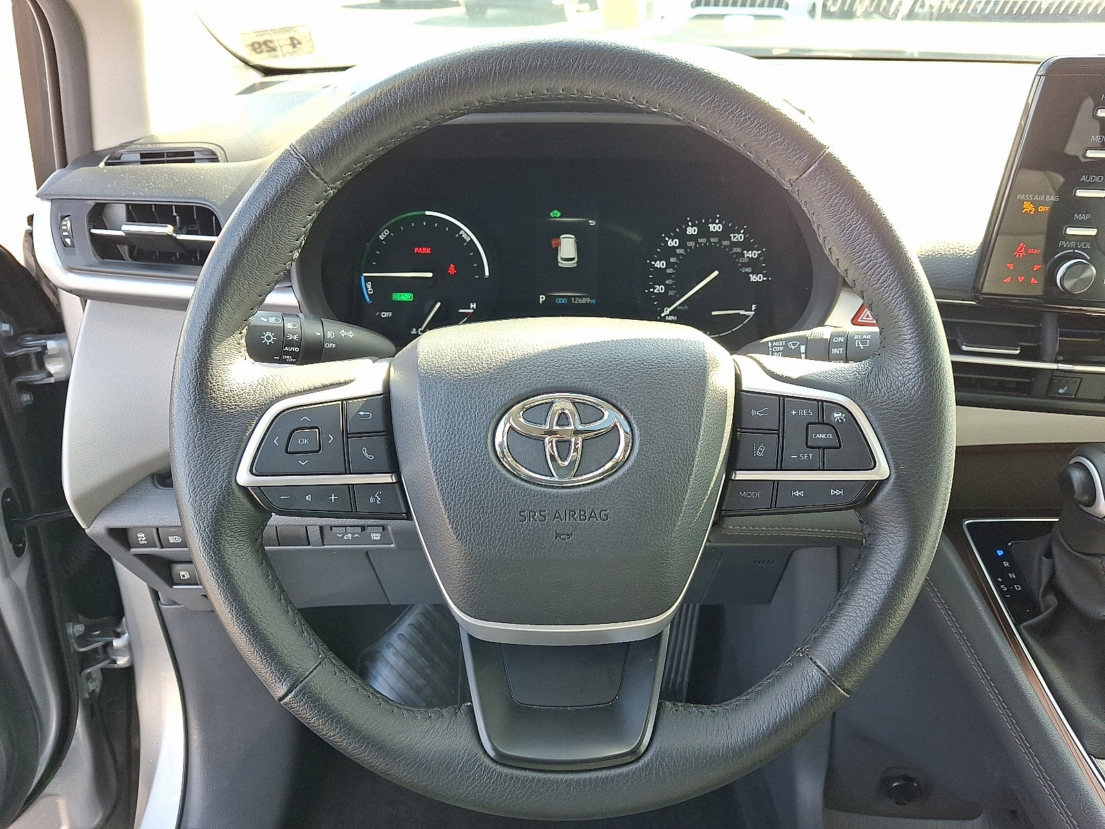 Certified 2024 Toyota Sienna XLE image 20