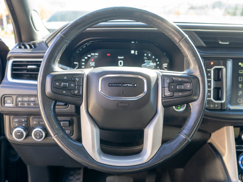 Used 2022 GMC Yukon XL Denali w/ Max Trailering Package AWD/4WD image 18