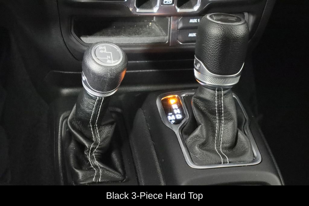 Used 2021 Jeep Wrangler Unlimited Sahara image 25