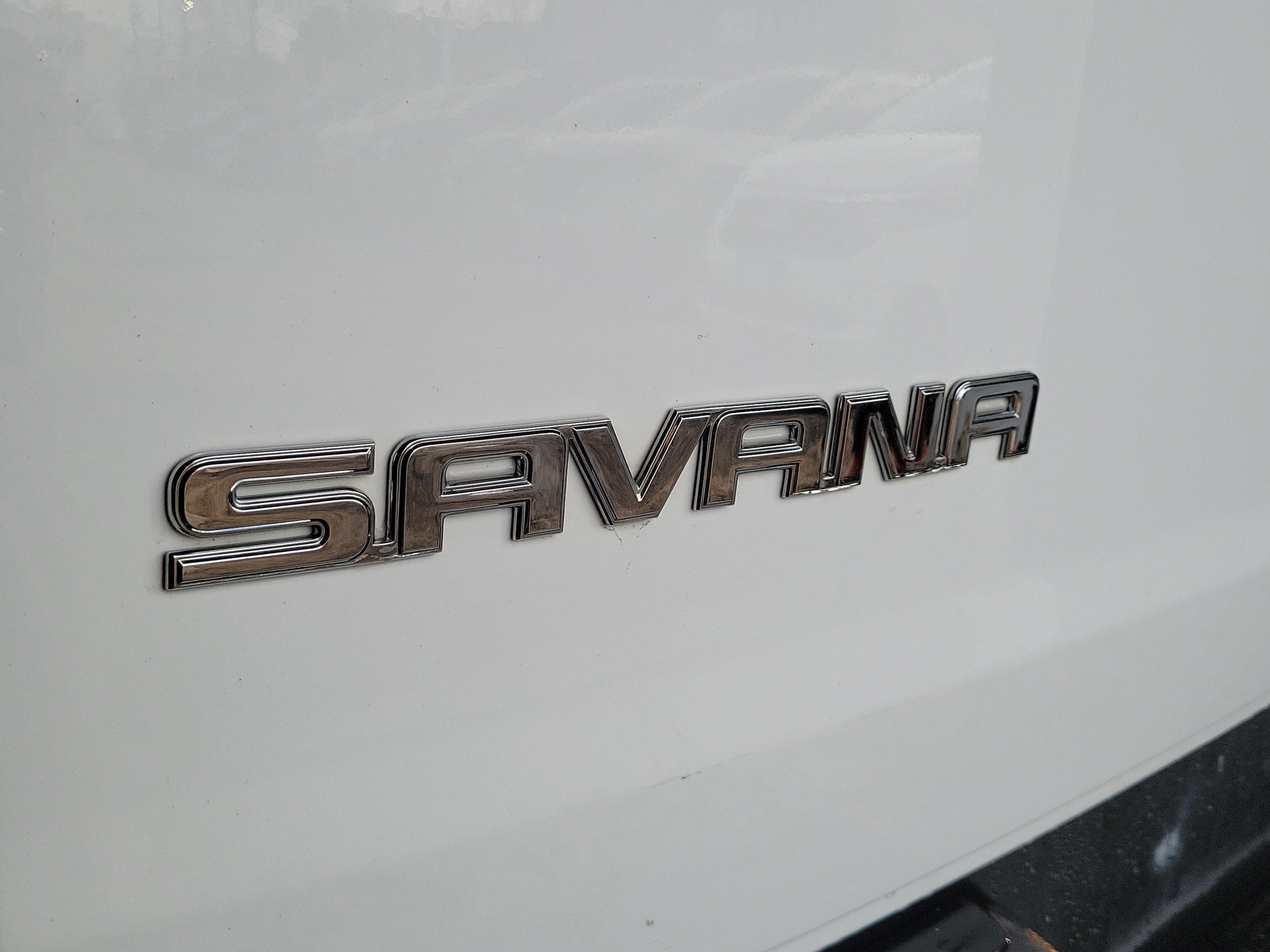 Used 2017 GMC Savana 2500 image 7