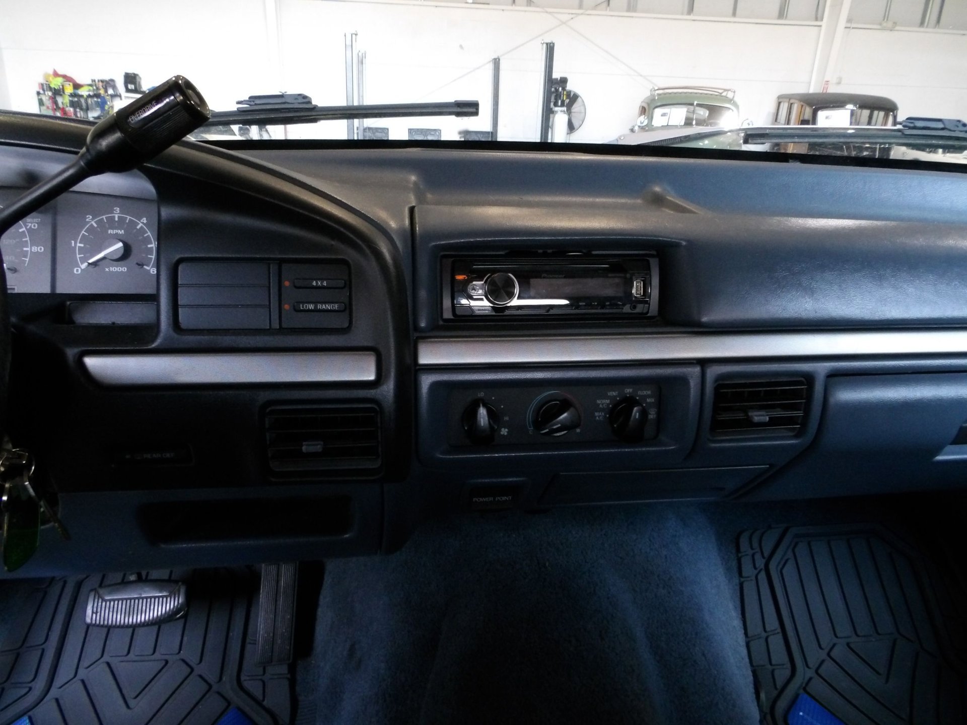 Used 1992 Ford Bronco image 65