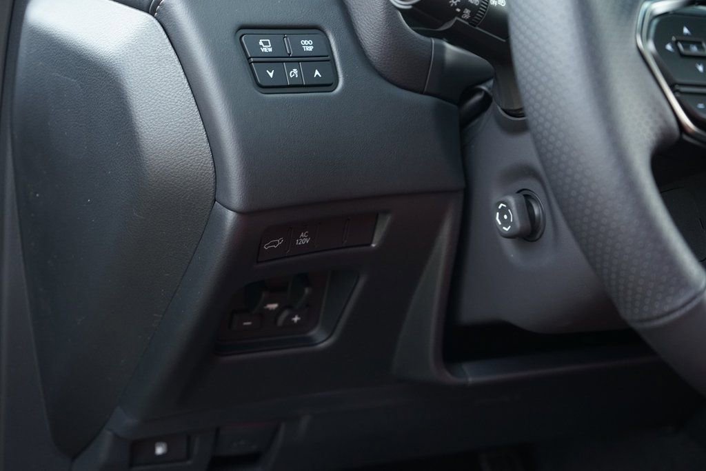 Used 2026 Lexus LX 700h F Sport w/ Accessory Package (Z1) image 26