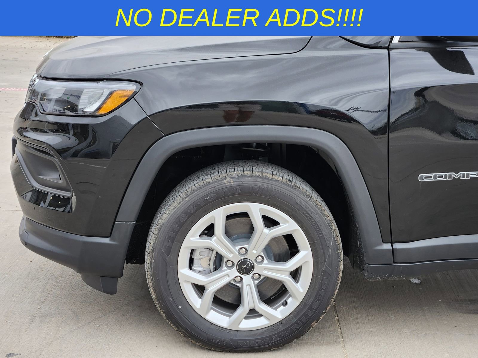 New 2026 Jeep Compass Latitude image 10