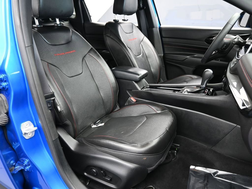 Used 2023 Jeep Compass Trailhawk w/ Trailhawk Elite Group image 52