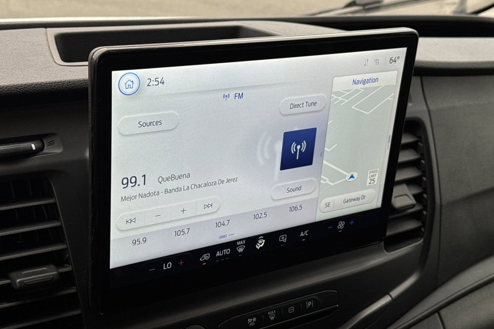 Used 2024 Ford Transit 250 148 Medium Roof w/ Exterior Upgrade Package image 19