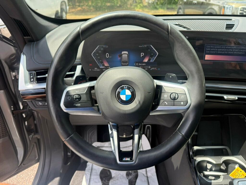 Used 2025 BMW X1 xDrive28i AWD/4WD image 5