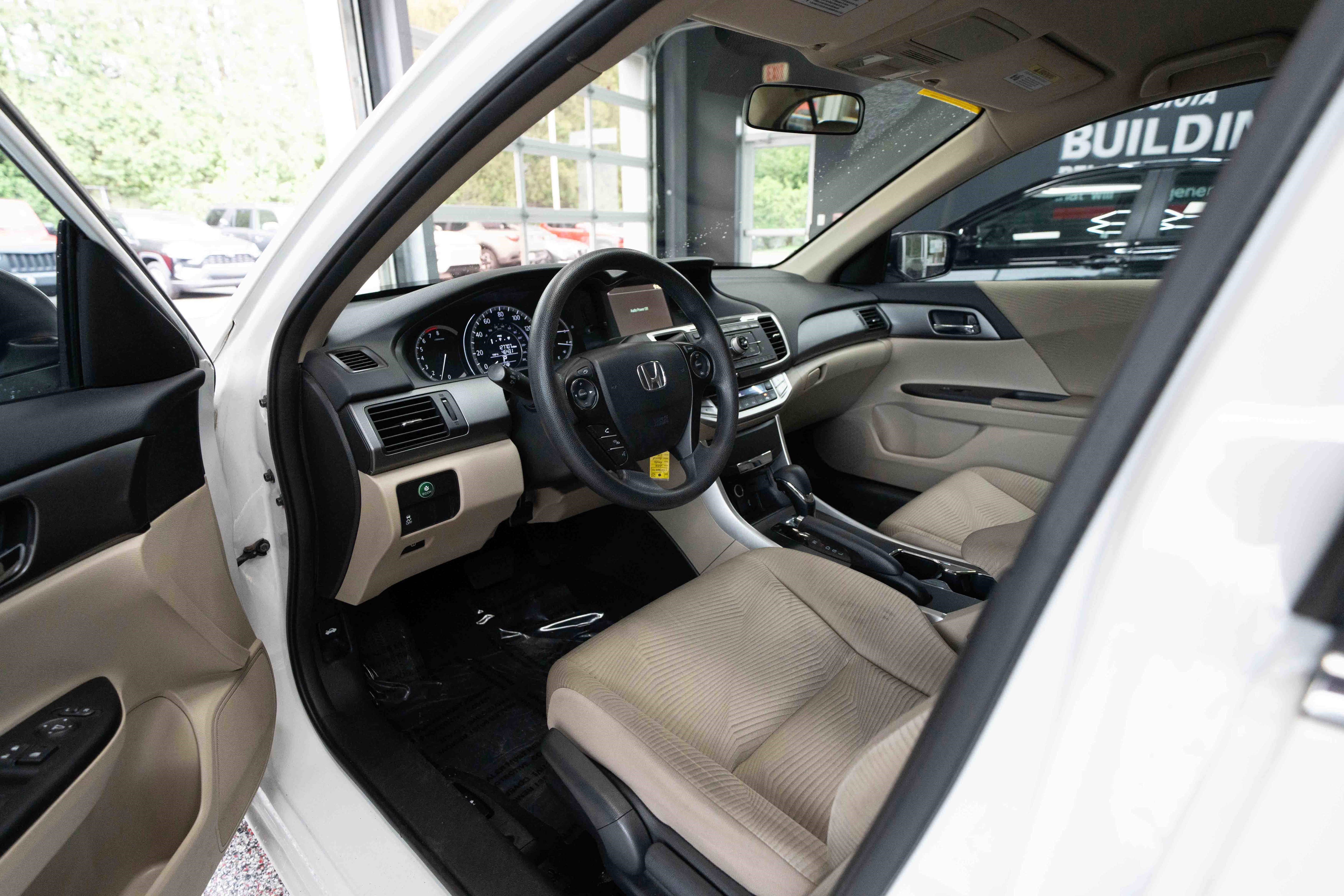 Used 2014 Honda Accord LX image 8