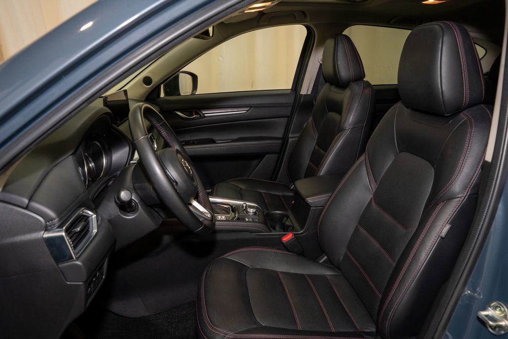 Used 2024 MAZDA CX-5 Carbon Edition image 11