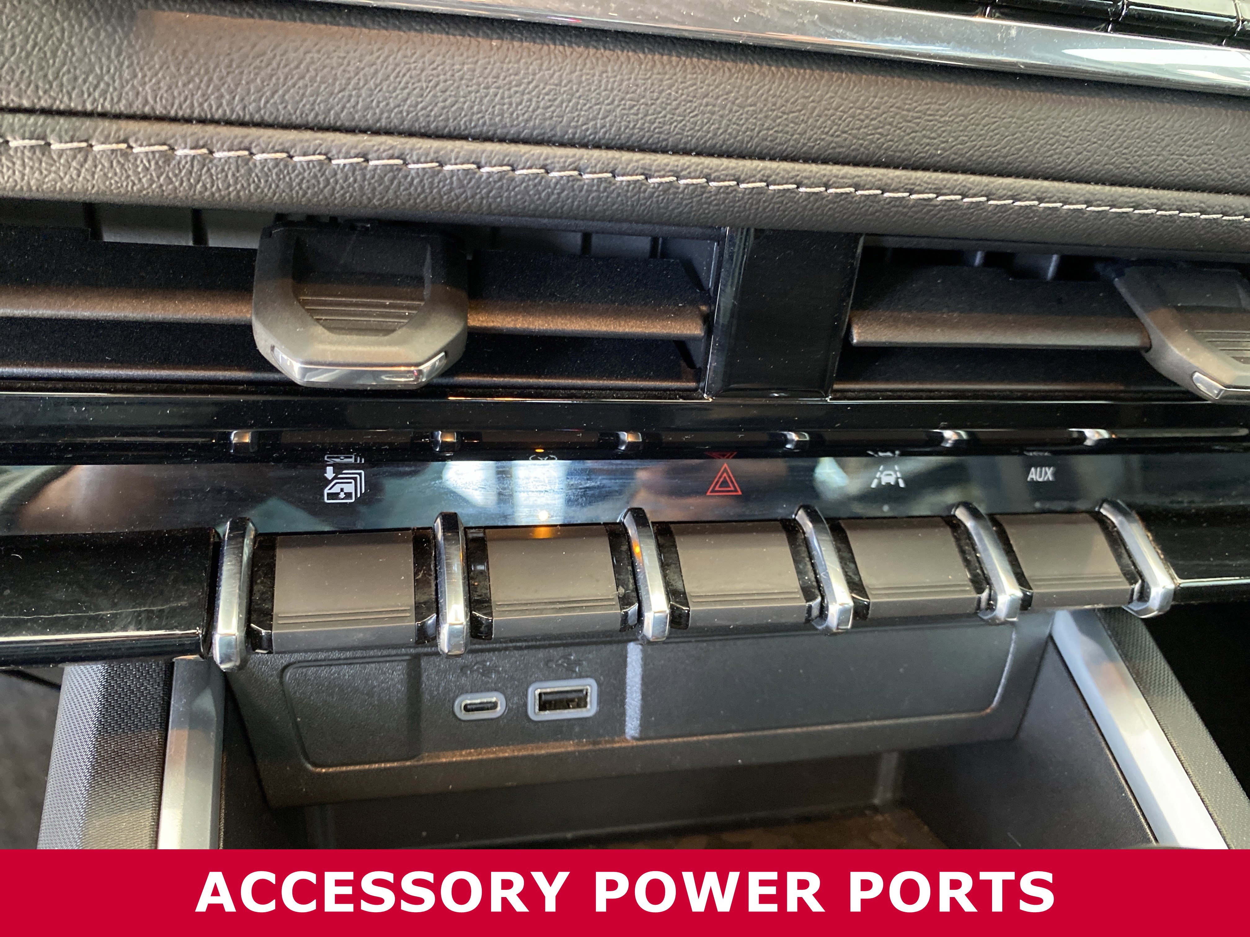 Used 2024 Chevrolet Colorado LT w/ LT Convenience Package image 15