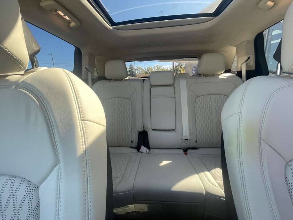 Used 2022 Lincoln Nautilus Black Label image 13