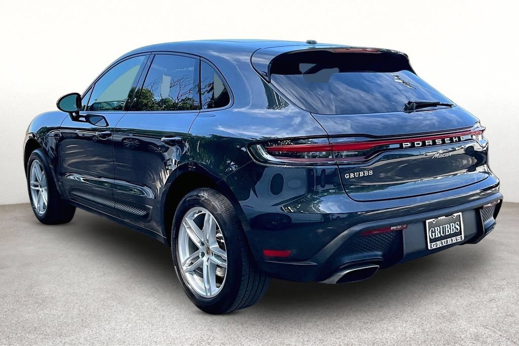 Used 2022 Porsche Macan w/ Premium Package Plus AWD/4WD image 15