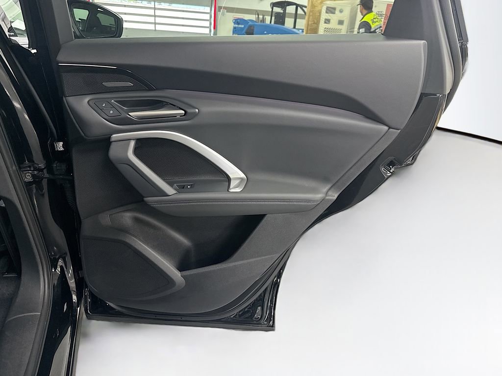 Certified 2025 Audi Q5 Premium Plus w/ Premium Plus image 26