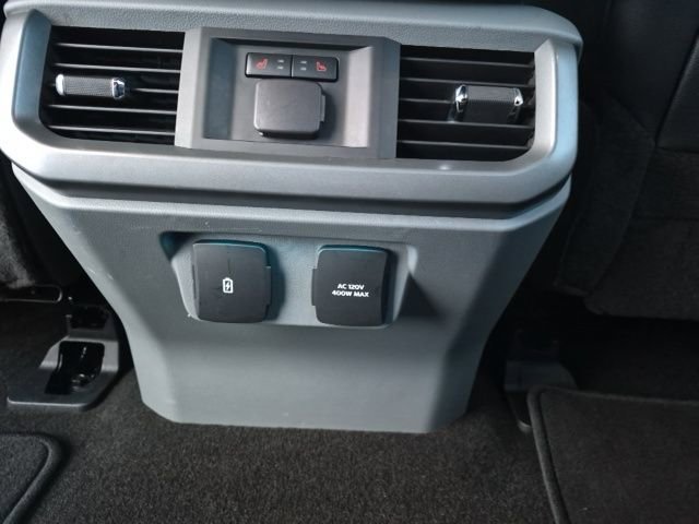 Used 2022 Ford F150 Lariat w/ Equipment Group 502A High image 46