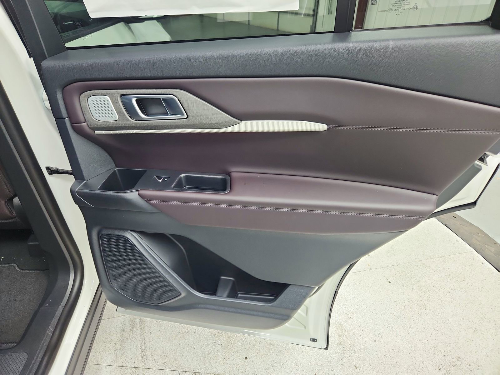 New 2026 Ford Explorer Platinum image 44