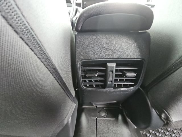 Used 2024 Toyota Corolla Cross LE AWD/4WD image 23