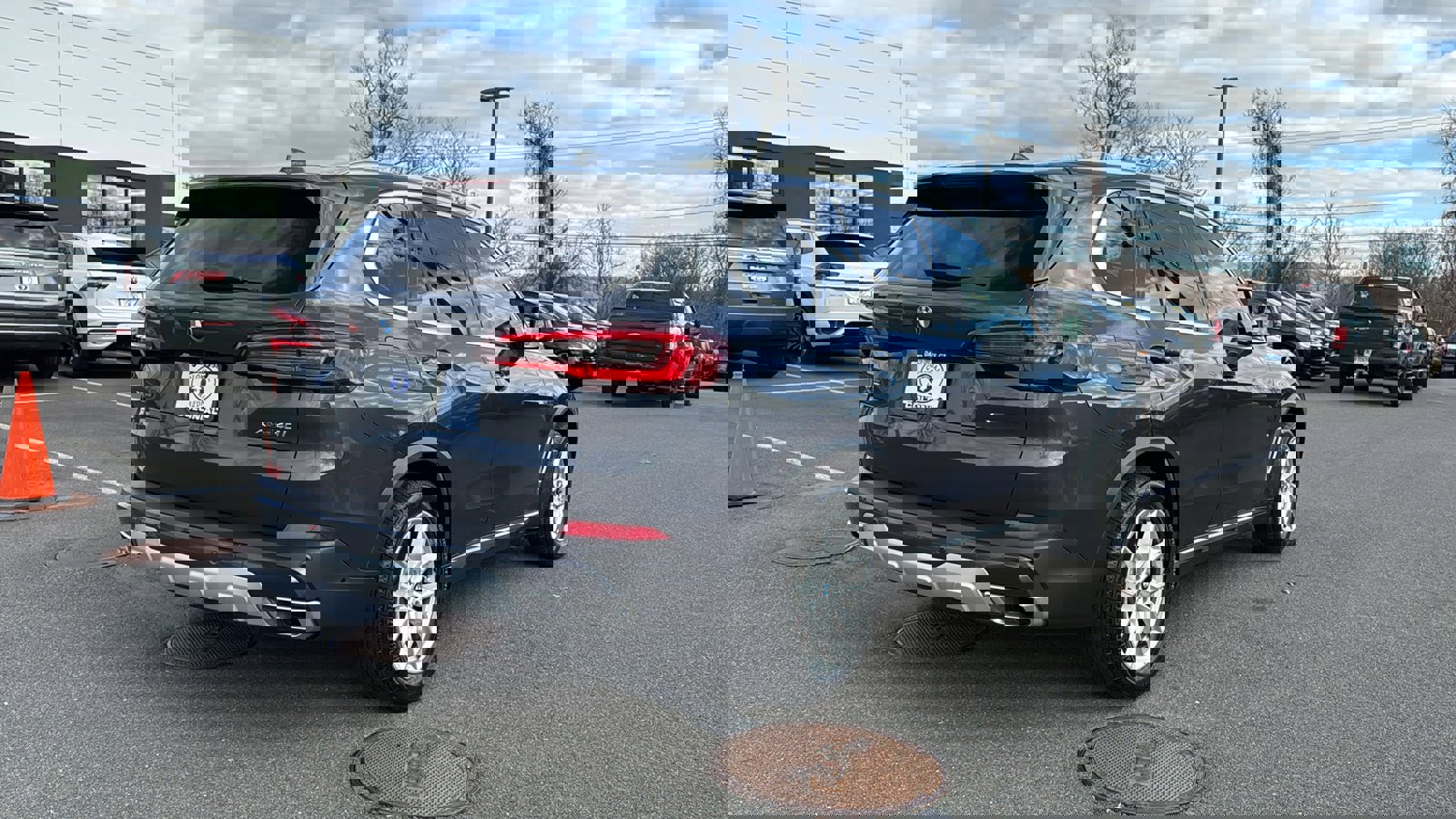 Used 2021 BMW X5 xDrive40i w/ Convenience Package image 3