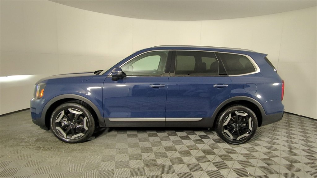 Used 2024 Kia Telluride S w/ S Sunroof Package image 8