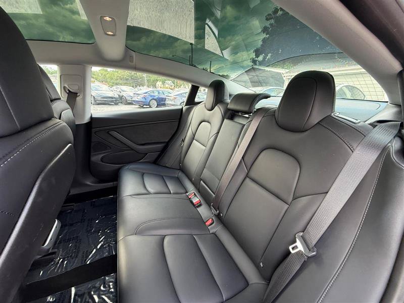 Used 2018 Tesla Model 3 Long Range RWD image 15