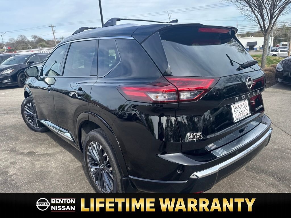 Used 2025 Nissan Rogue Platinum image 6