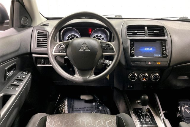 Used 2025 Mitsubishi Outlander Sport AWD image 5
