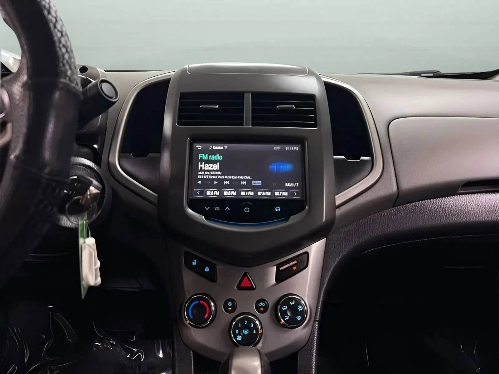 Used 2016 Chevrolet Sonic LT FWD image 19